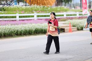 BIB: 
                            <button type="button" onclick="openModal(27855398)" class="btn btn-primary btn-sm float-right btn-popup" data-toggle="modal" data-target=".modal-high-quality">
                        <i class="fas fa-shopping-cart"></i> Add to Cart
                    </button>
                                            <button type="button" onclick="isThisMe(27855398, true)" class="btn btn-success btn-sm float-right btn-popup btn-isme hidden" data-toggle="tooltip" data-placement="bottom" title="นี่คือรูปของคุณใช่ไหม คลิกที่นี่เพื่อเอาเข้าอัลบั้ม">
                        <i class="fas fa-plus"></i> Add to album
                    </button>
                    <button type="button" onclick="isThisMe(27855398, false)" class="btn btn-warning btn-sm float-right btn-popup btn-isnotme hidden">
                        <i class="fas fa-ban"></i> Remove from album
                    </button>